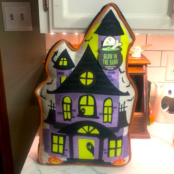Other - Glow in the dark haunted house pillow nwt